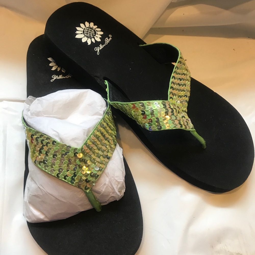 Yellow Box Lime Sequin Thong Sandals 8.5 New